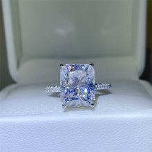 Load image into Gallery viewer, 5 Carat Moissanite Zircon 925 Sterling Silver Ring
