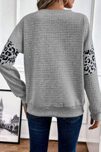 Load image into Gallery viewer, Leopard Round Neck Long Sleeve Sweatshirt
