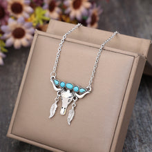 Load image into Gallery viewer, Turquoise Steer Necklace
