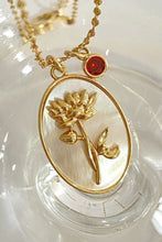 Load image into Gallery viewer, Flower Shell Pendant  Necklace
