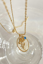 Load image into Gallery viewer, Flower Shell Pendant  Necklace
