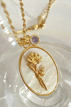 Load image into Gallery viewer, Flower Shell Pendant  Necklace
